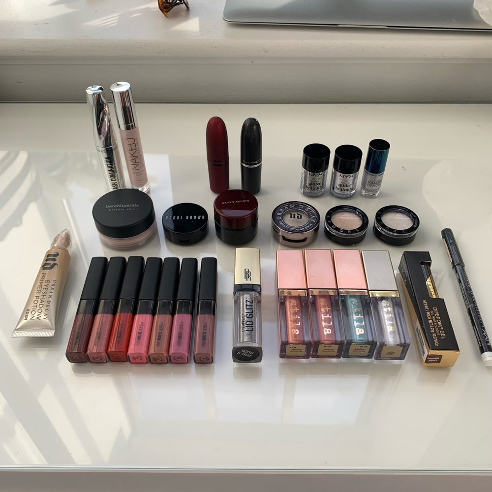 Makeup Bundle/Haul (Comment For Individual Items!) - Picture 4 of 6
